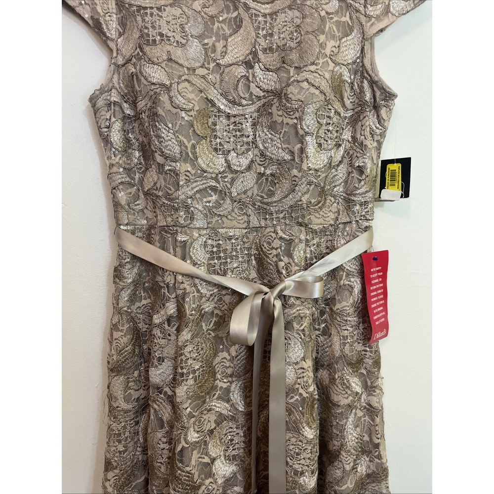 Alex Evenings Metallic Champagne Lace Fit-and-Flare Midi Dress - Picture 3 of 10